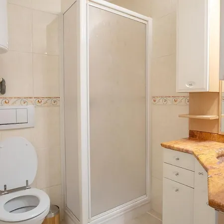 Studio * Fréjus